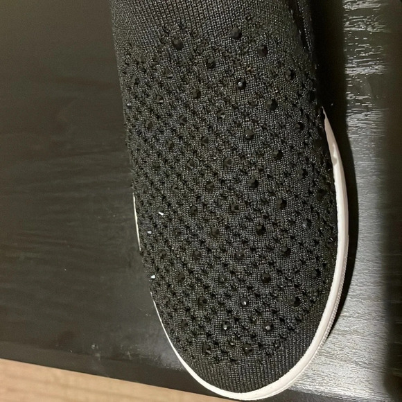 White Mountain slip on shoes - Picture 3 of 5